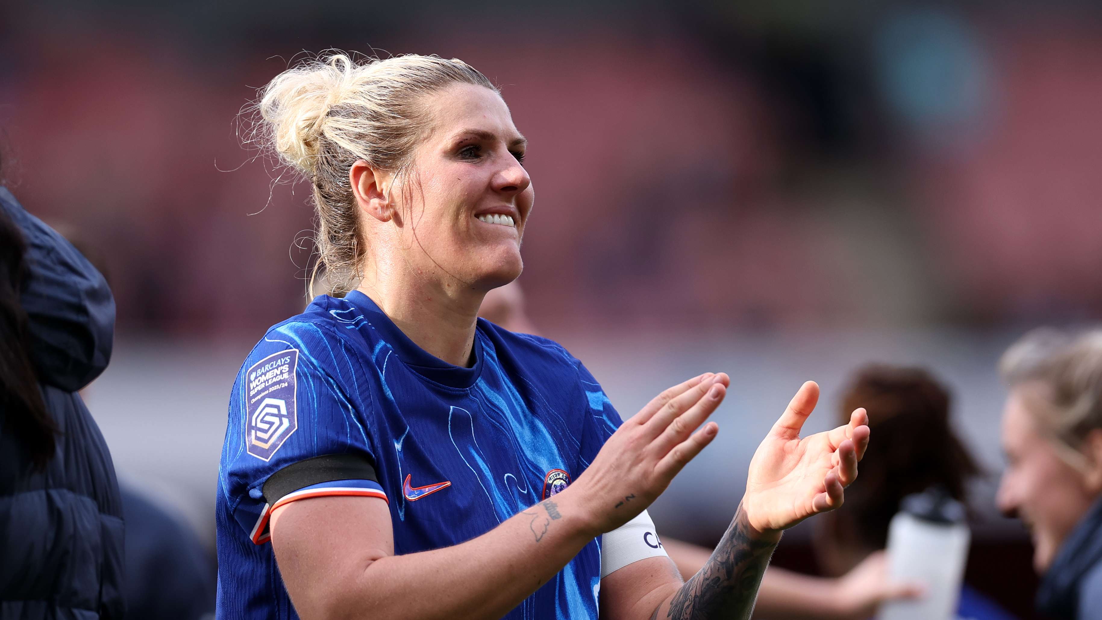 梅西多次在 梅西多次在